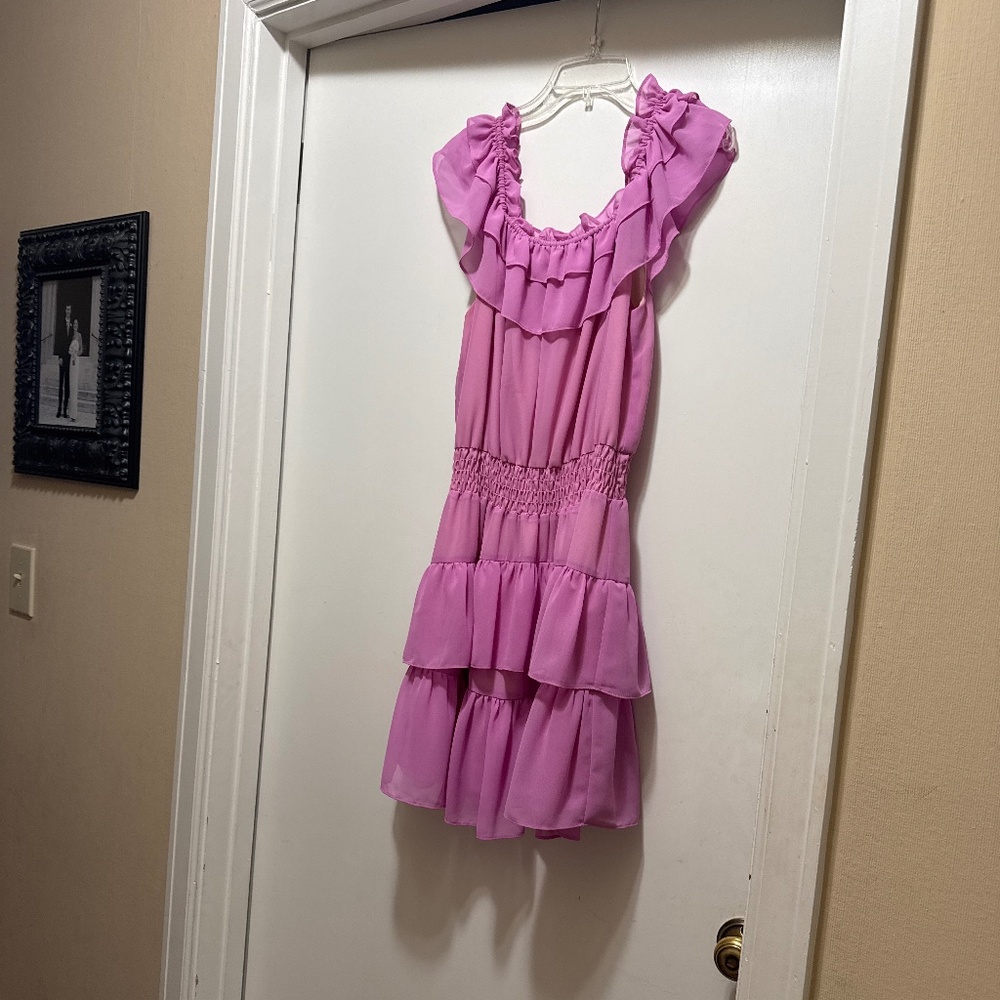 Spring dress! - Picture 3 of 4
